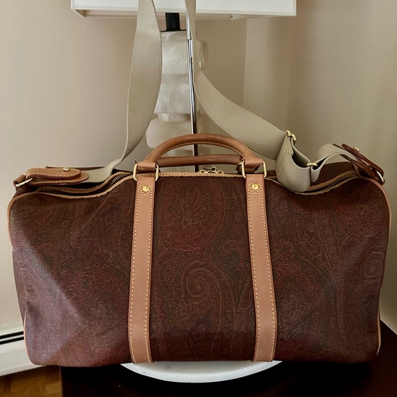 Vintage Etro Travel Duffle Bag with lock and keys - Picture 5 of 17